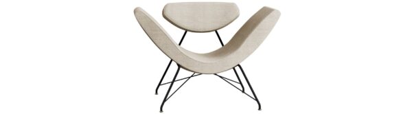 The Reversivel Armchair is casual, dynamic and modern.